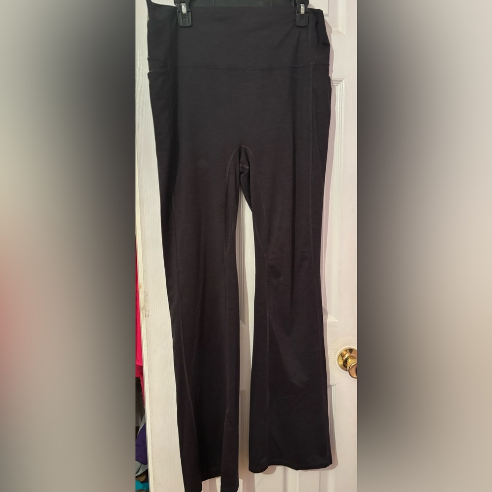 Old Navy Yoga Pants